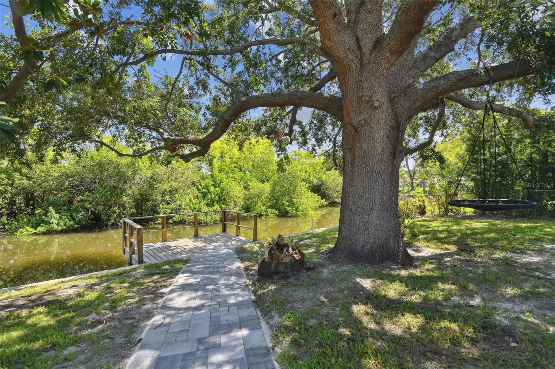 8703 Driftwood Drive Tampa FL 33615