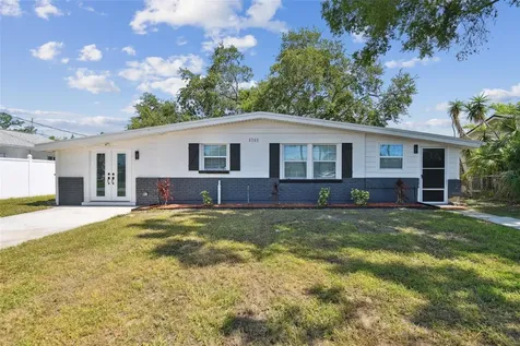 8703 Driftwood Drive Tampa FL 33615