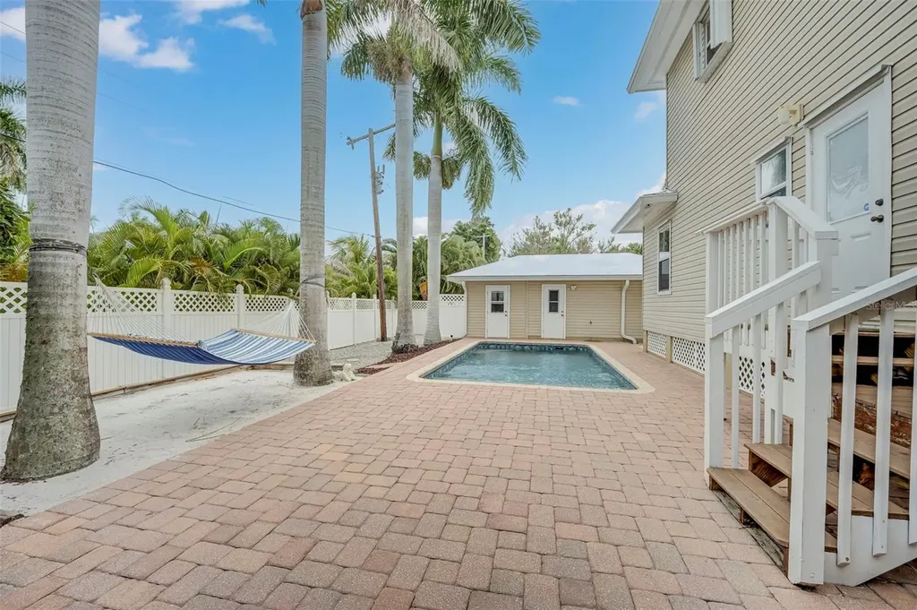 740 W Virginia Avenue Punta Gorda FL 33950