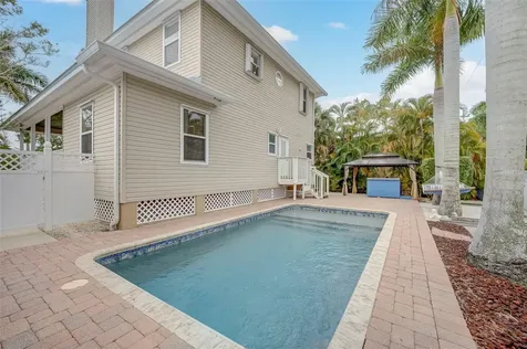 740 W Virginia Avenue Punta Gorda FL 33950