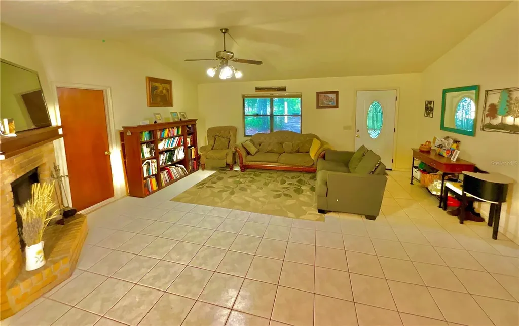 5918 County Road 219 Melrose FL 32666