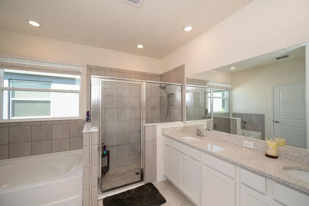3115 Canopy Oak Boulevard Wildwood FL 34785
