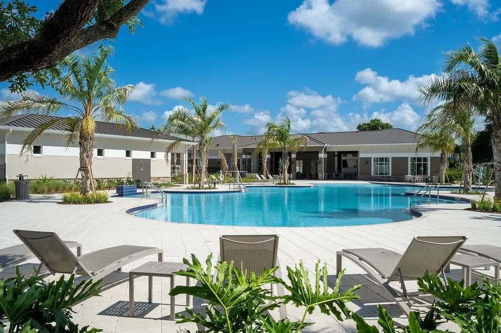 3115 Canopy Oak Boulevard Wildwood FL 34785