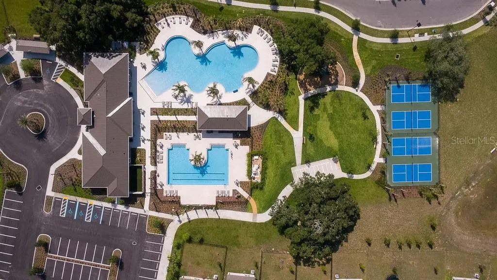 3115 Canopy Oak Boulevard Wildwood FL 34785