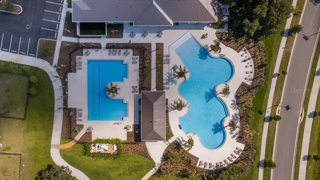 3115 Canopy Oak Boulevard Wildwood FL 34785