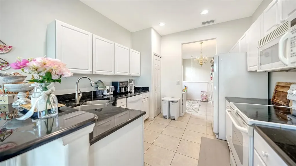 7106 Prosperity Circle Sarasota FL 34238