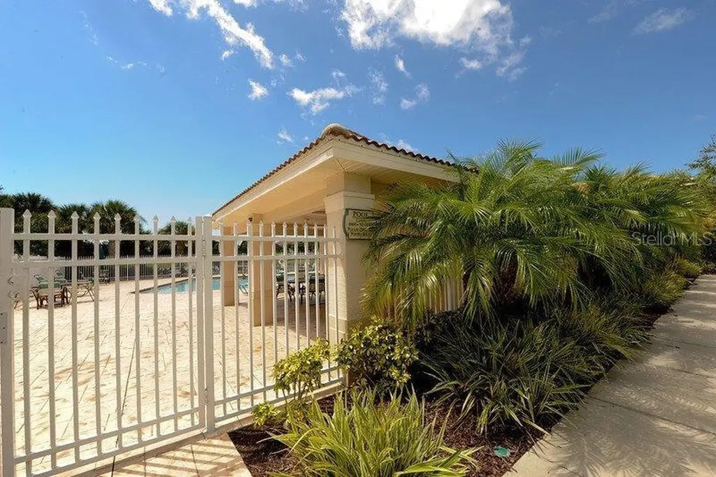 7106 Prosperity Circle Sarasota FL 34238
