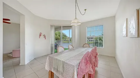 7106 Prosperity Circle Sarasota FL 34238