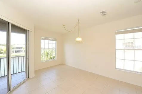 7106 Prosperity Circle Sarasota FL 34238
