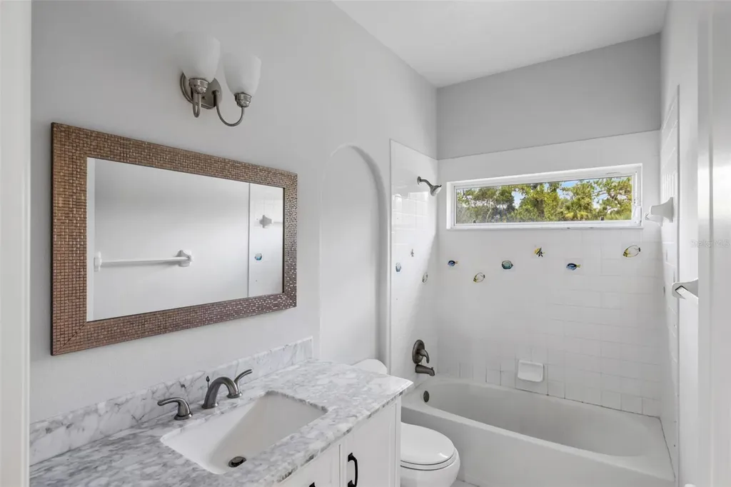 4705 78th Court E Bradenton FL 34203