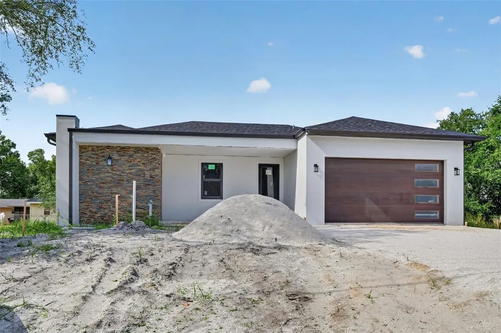 22333 Elmira Boulevard Port Charlotte FL 33952
