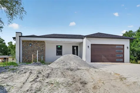 22333 Elmira Boulevard Port Charlotte FL 33952
