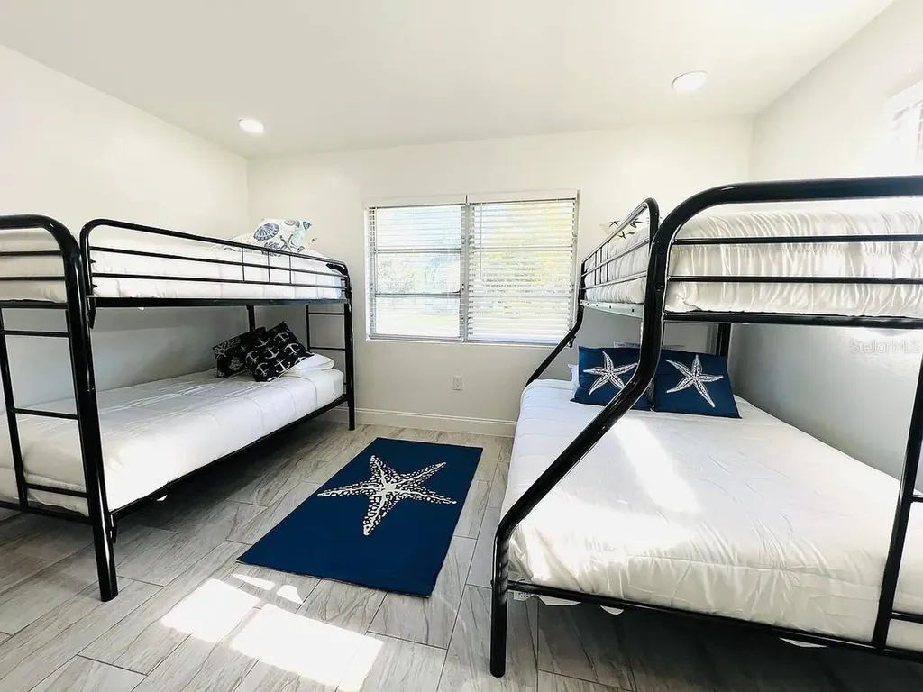 1169 Drew Street Clearwater FL 33755