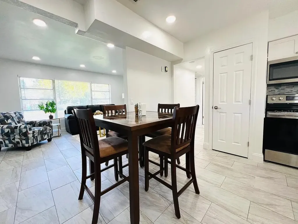 1169 Drew Street Clearwater FL 33755