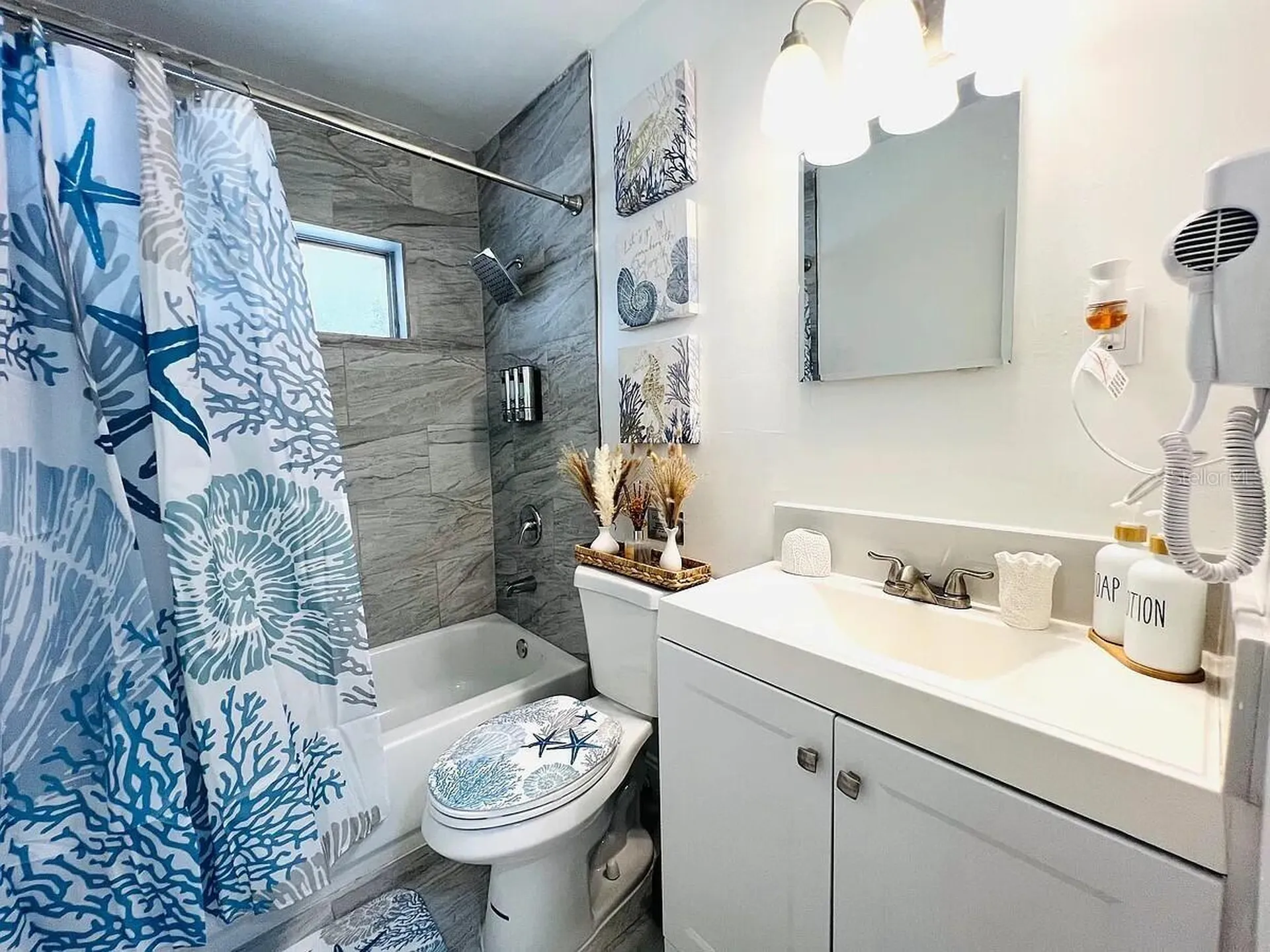 1169 Drew Street Clearwater FL 33755
