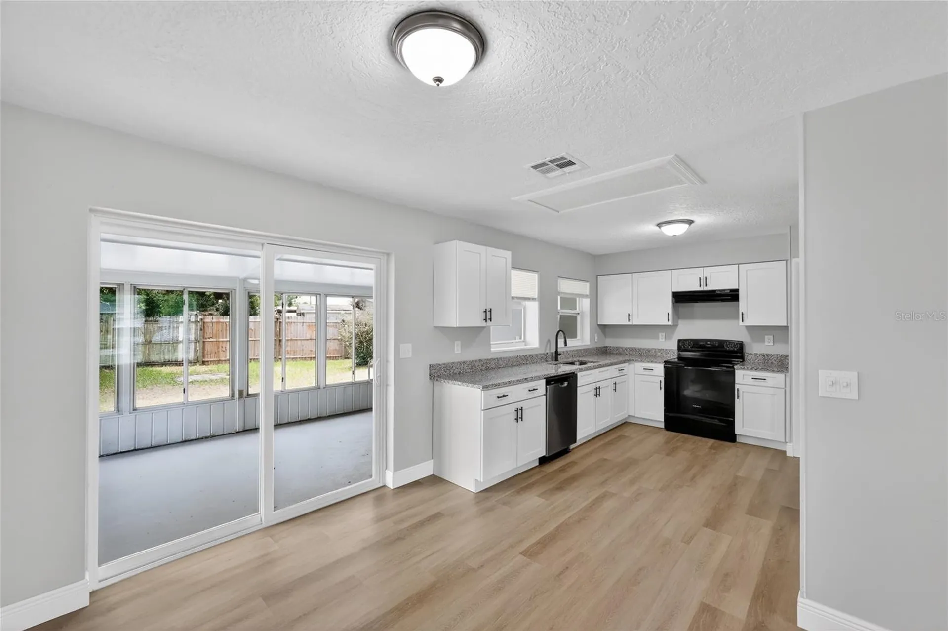 923 Henderson Street Deltona FL 32725