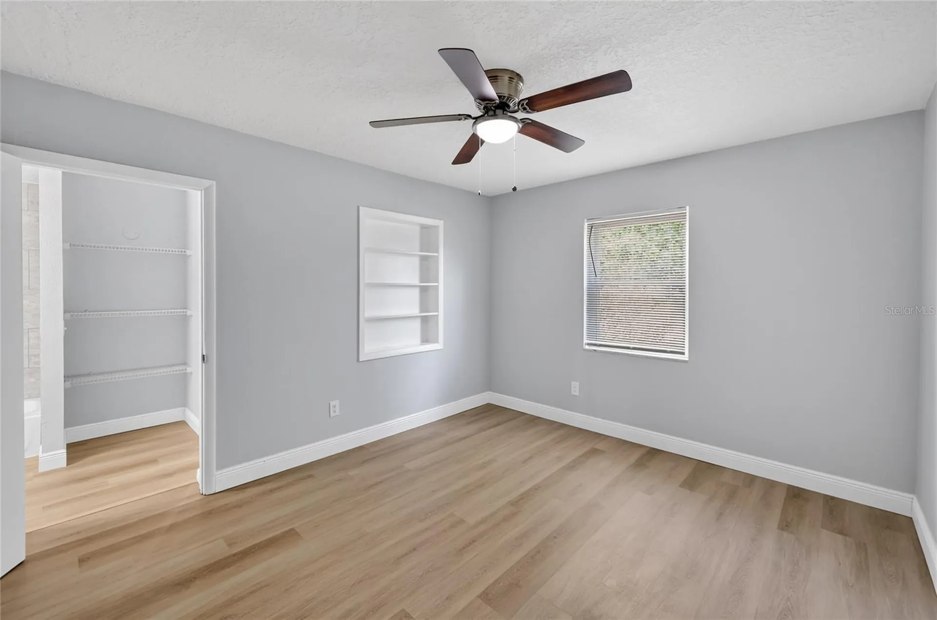923 Henderson Street Deltona FL 32725