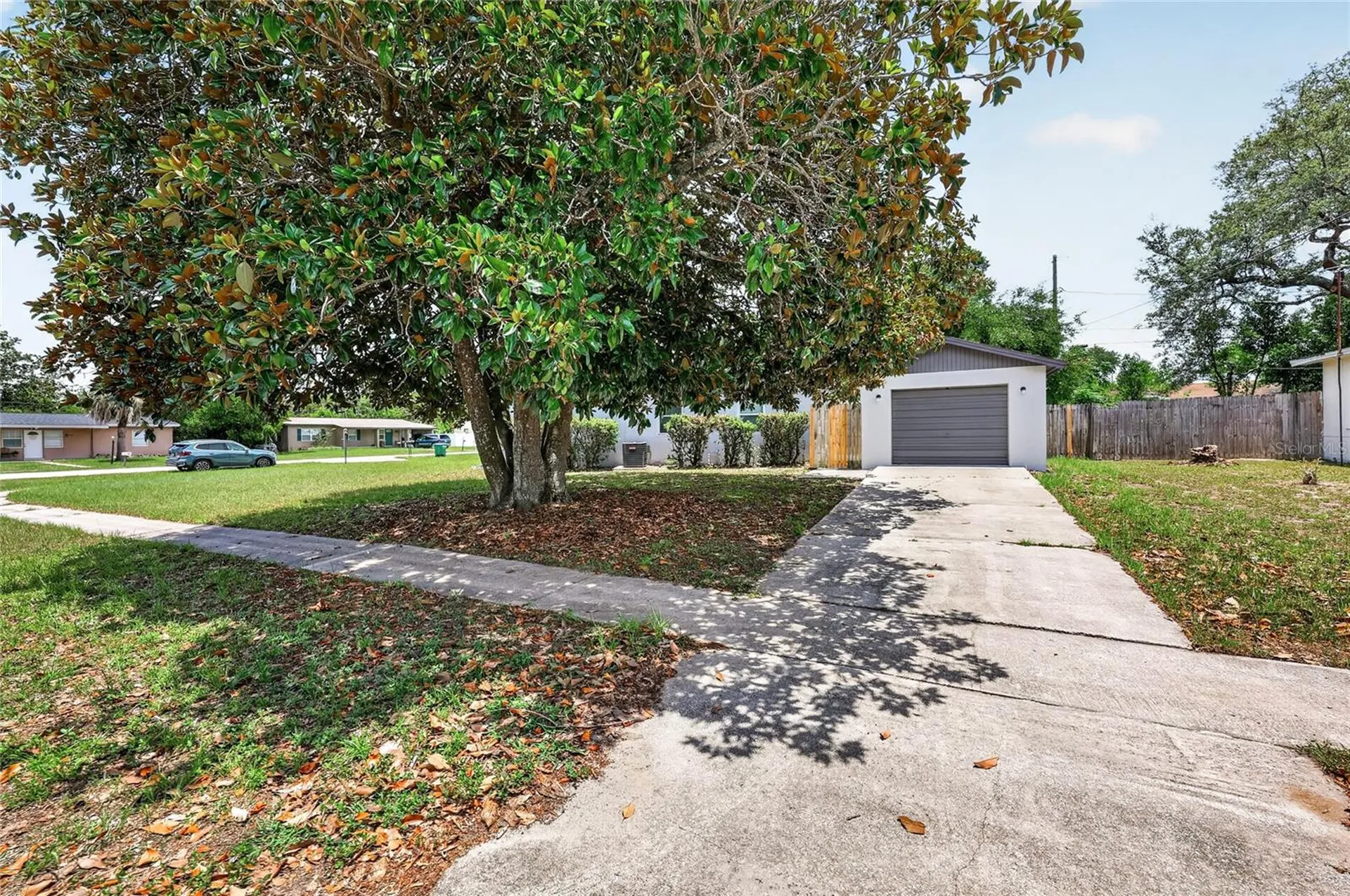 923 Henderson Street Deltona FL 32725