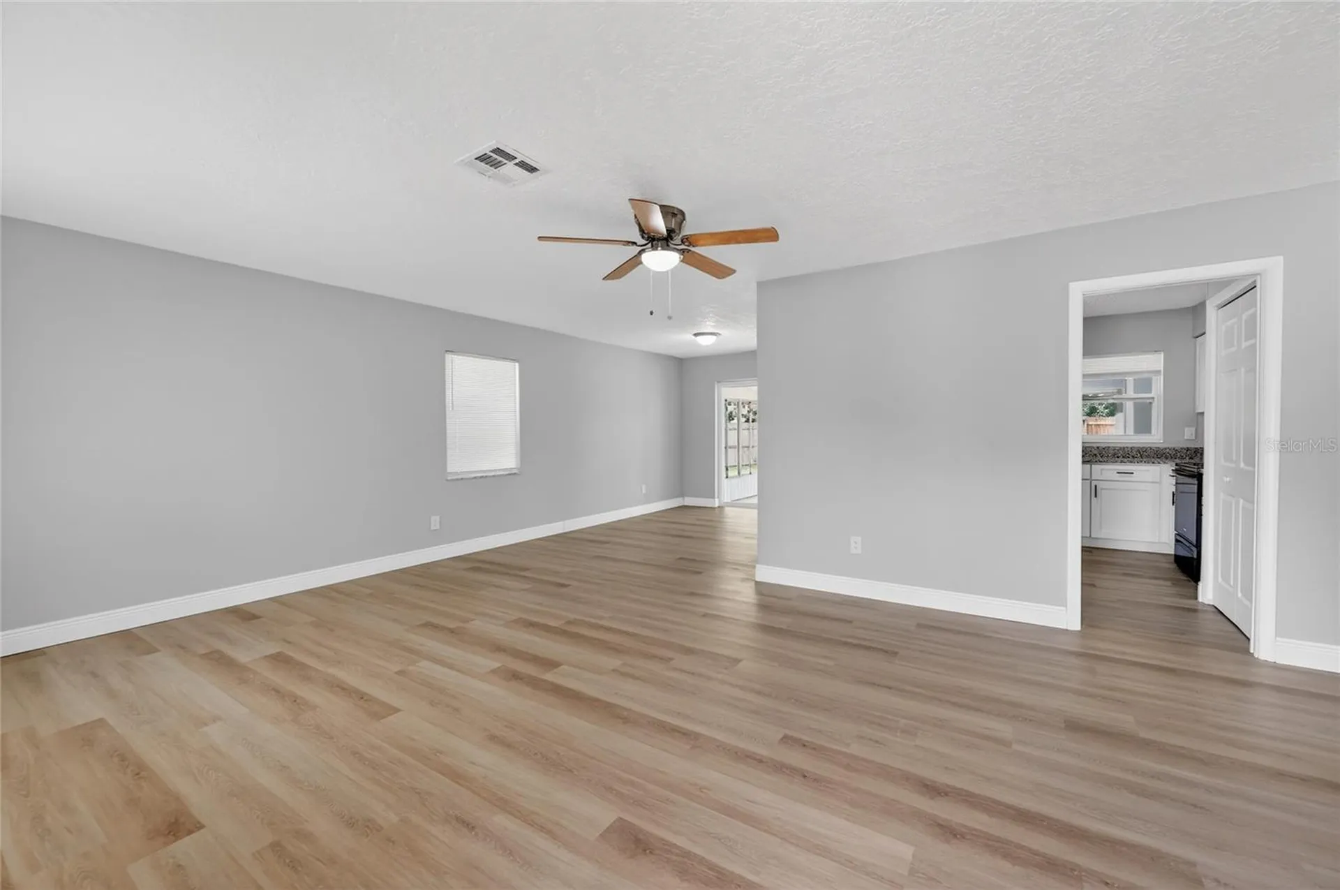 923 Henderson Street Deltona FL 32725