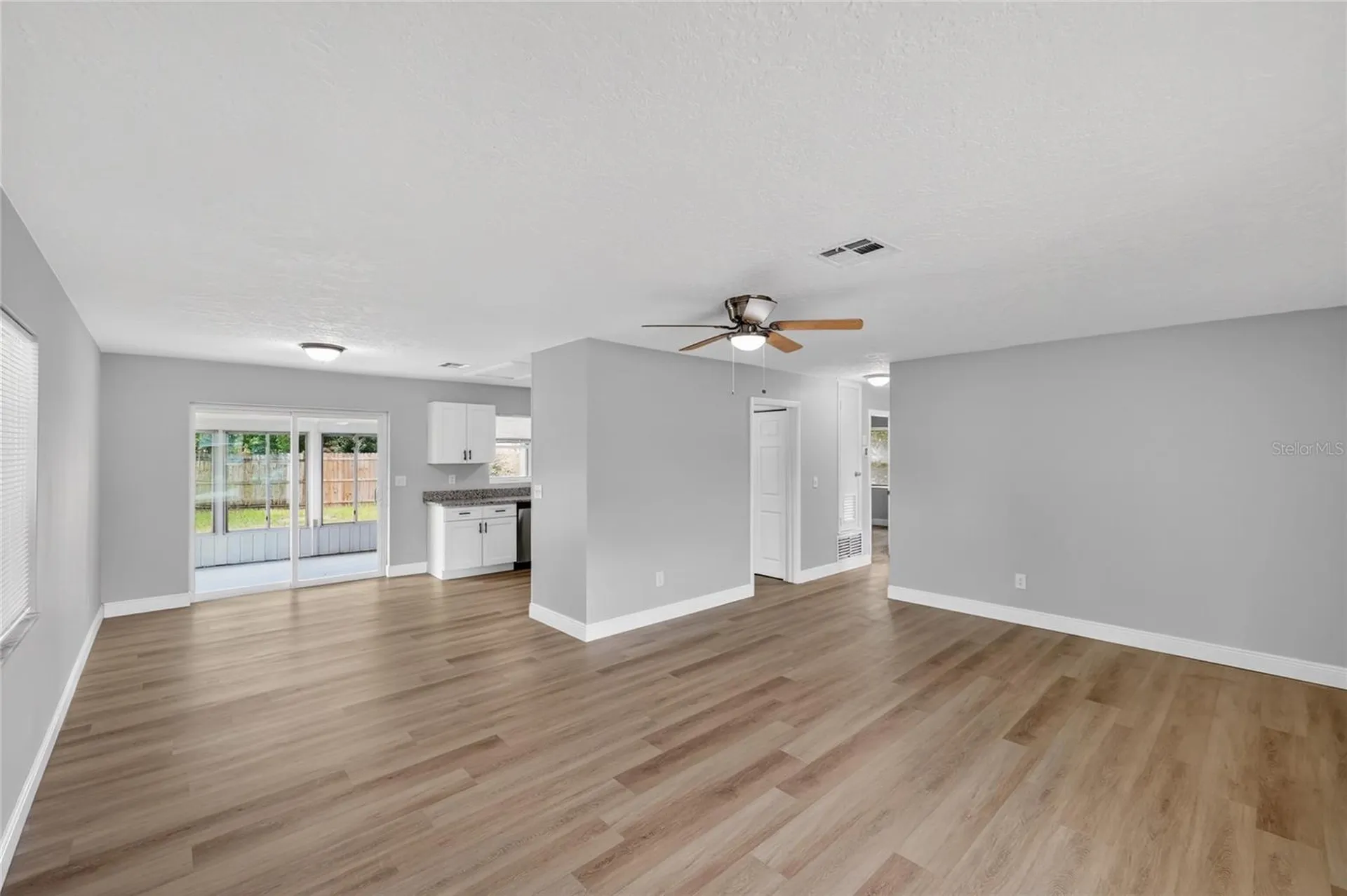 923 Henderson Street Deltona FL 32725