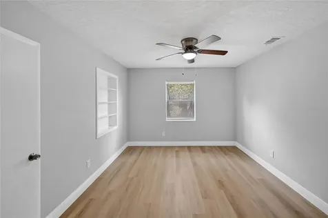 923 Henderson Street Deltona FL 32725