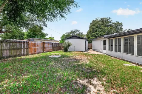 923 Henderson Street Deltona FL 32725