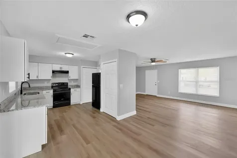 923 Henderson Street Deltona FL 32725