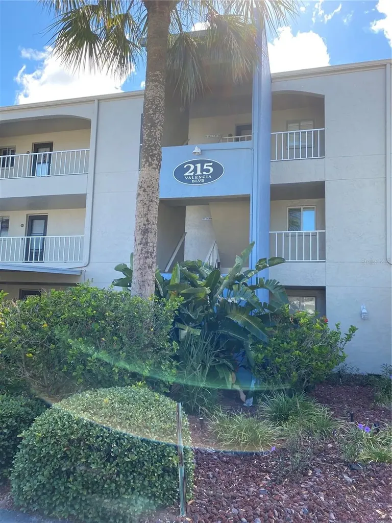 215 Valencia Boulevard Belleair Bluffs FL 33770