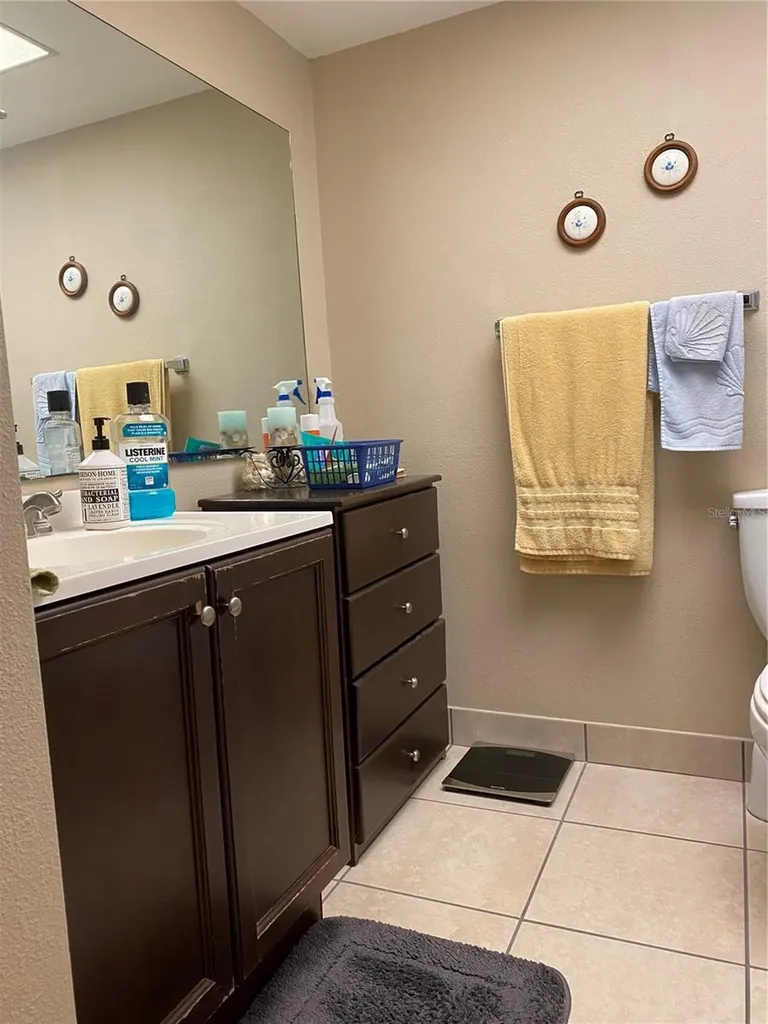 215 Valencia Boulevard Belleair Bluffs FL 33770