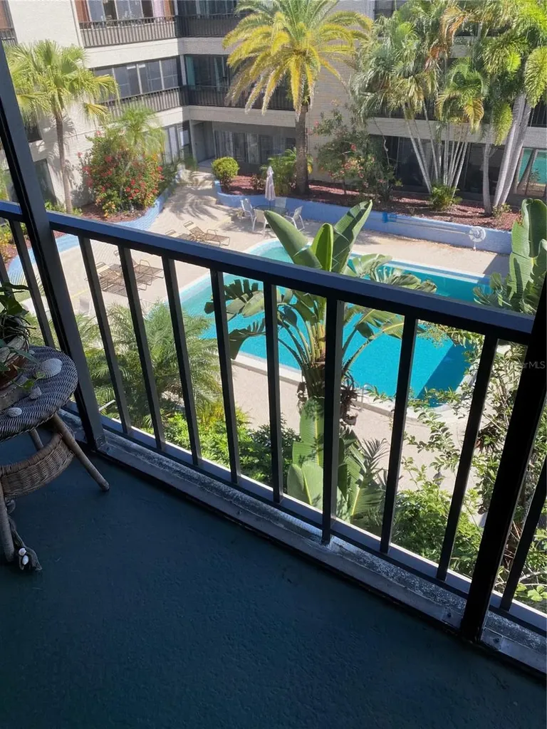 215 Valencia Boulevard Belleair Bluffs FL 33770