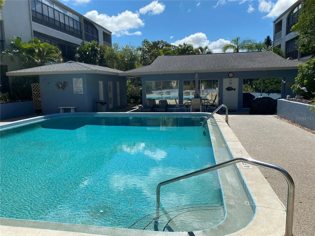 215 Valencia Boulevard Belleair Bluffs FL 33770