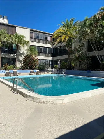 215 Valencia Boulevard Belleair Bluffs FL 33770