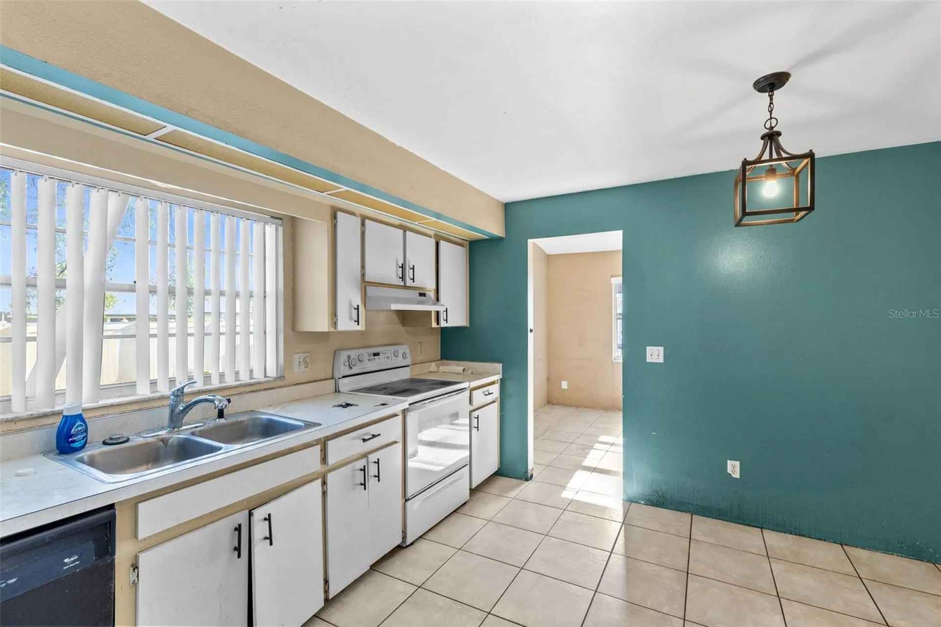 553 Mellowood Avenue Orlando FL 32825