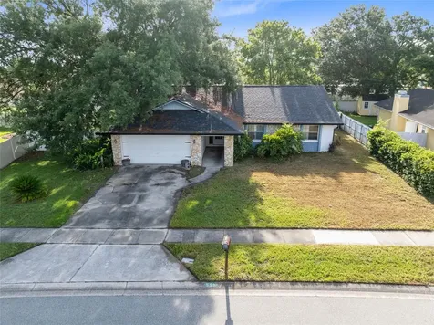 553 Mellowood Avenue Orlando FL 32825