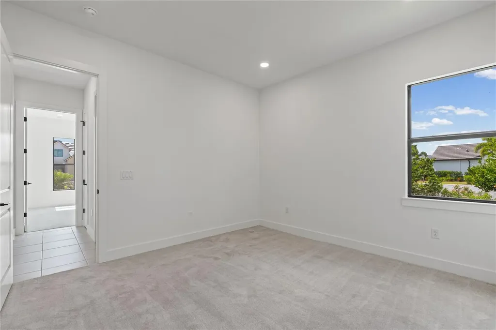 2629 Waterfront Circle Sarasota FL 34240