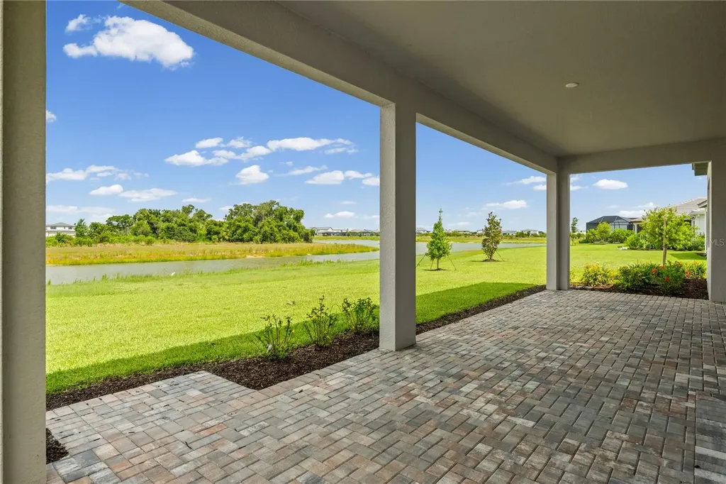 2629 Waterfront Circle Sarasota FL 34240