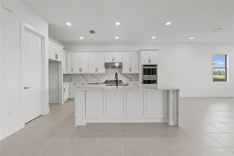2629 Waterfront Circle Sarasota FL 34240
