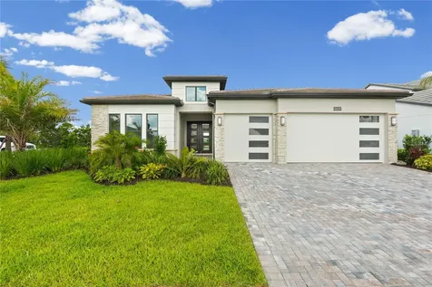 2629 Waterfront Circle Sarasota FL 34240