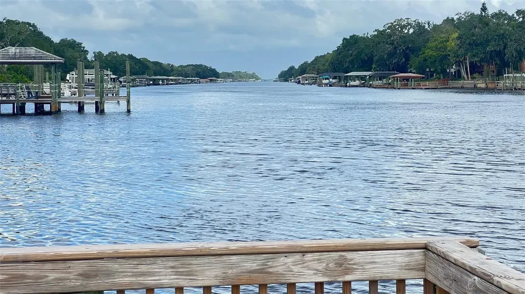 75 Riverview Bend S Palm Coast FL 32137