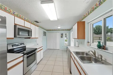 3232 S Saint Lucie Drive Casselberry FL 32707