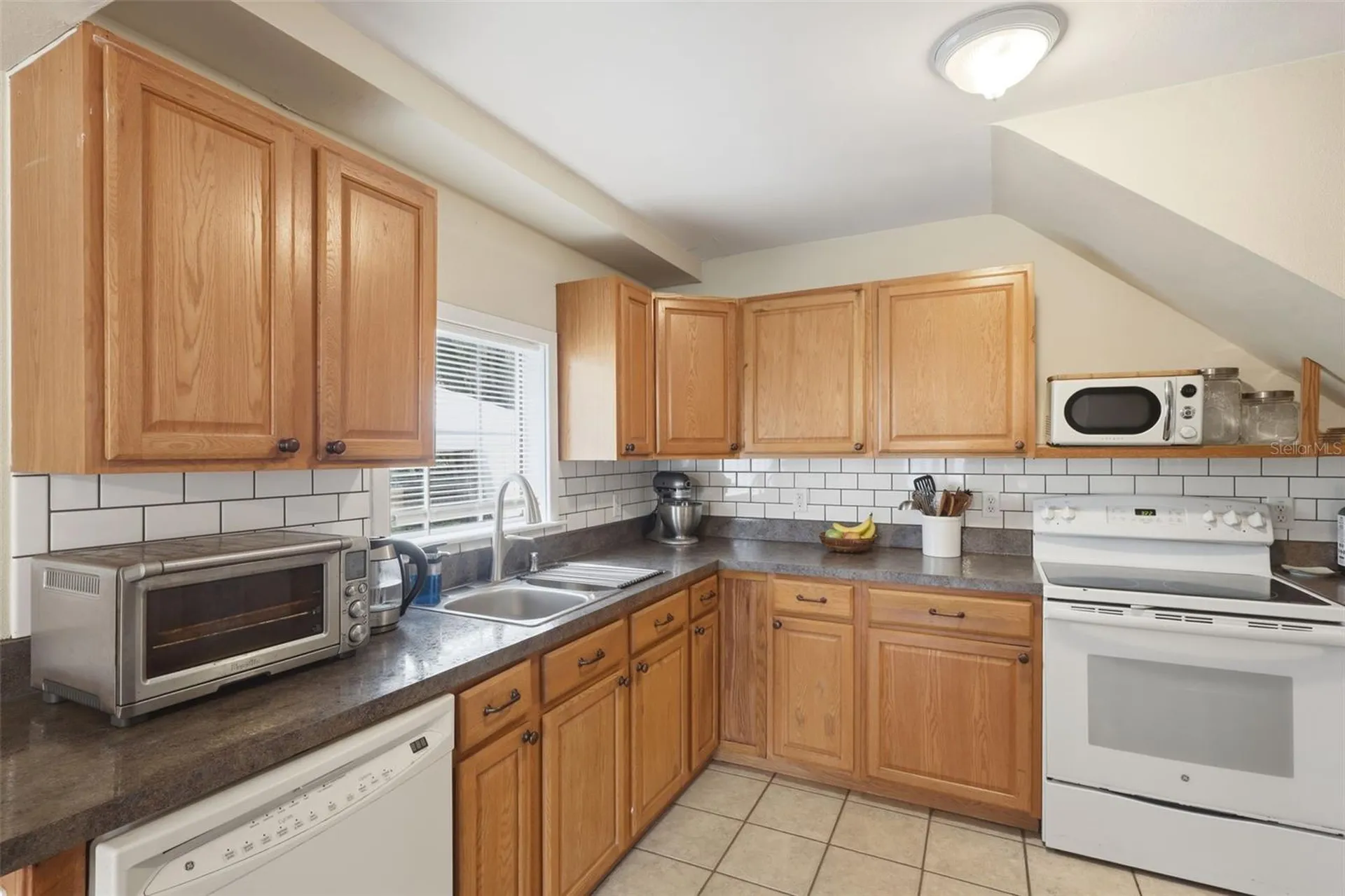 311 W University Avenue Deland FL 32720
