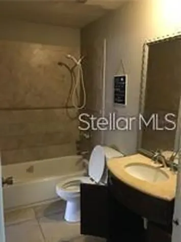 3984 Versailles Drive Orlando FL 32808
