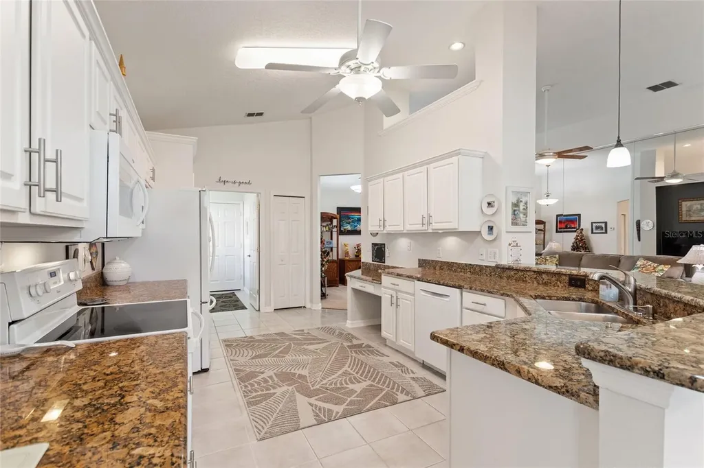 215 Fitzgerald Lane Davenport FL 33837