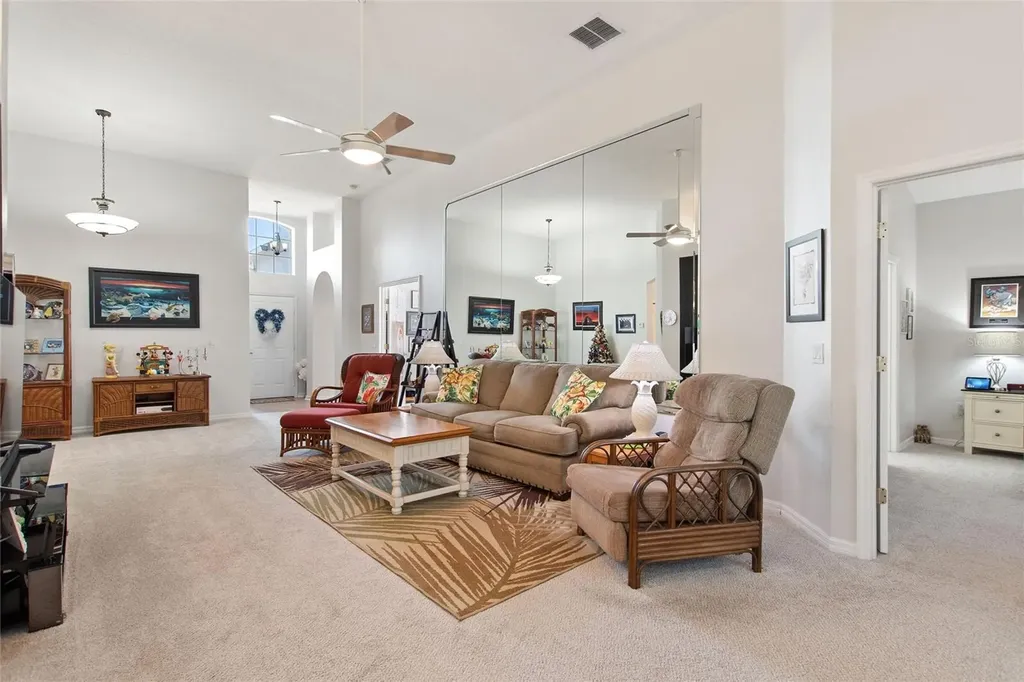 215 Fitzgerald Lane Davenport FL 33837