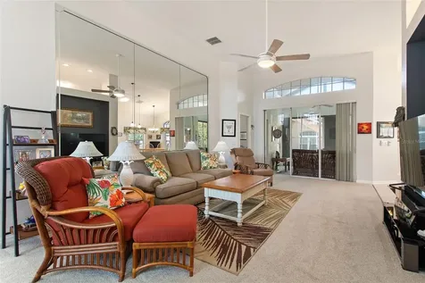 215 Fitzgerald Lane Davenport FL 33837
