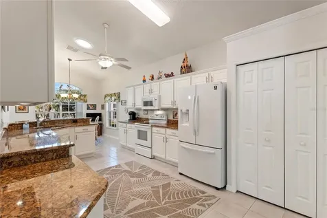 215 Fitzgerald Lane Davenport FL 33837