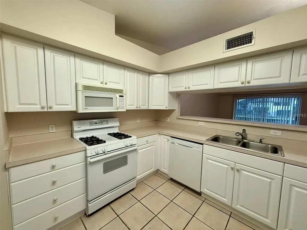 4683 Winston Lane N Sarasota FL 34235