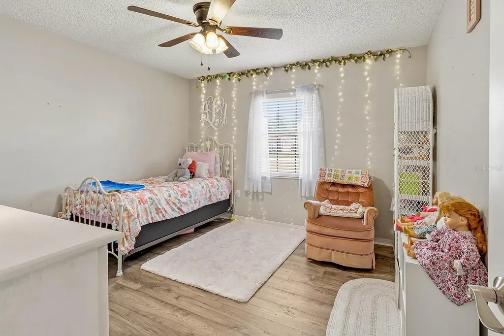 2018 High Glen Court N. Lakeland FL 33813