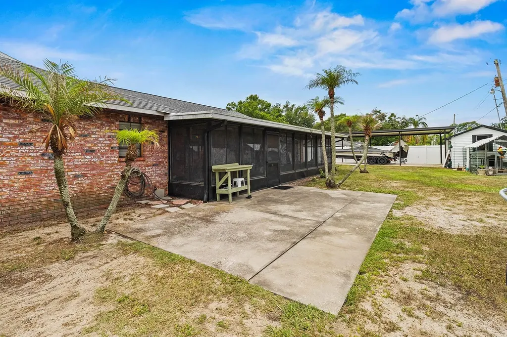 2018 High Glen Court N. Lakeland FL 33813