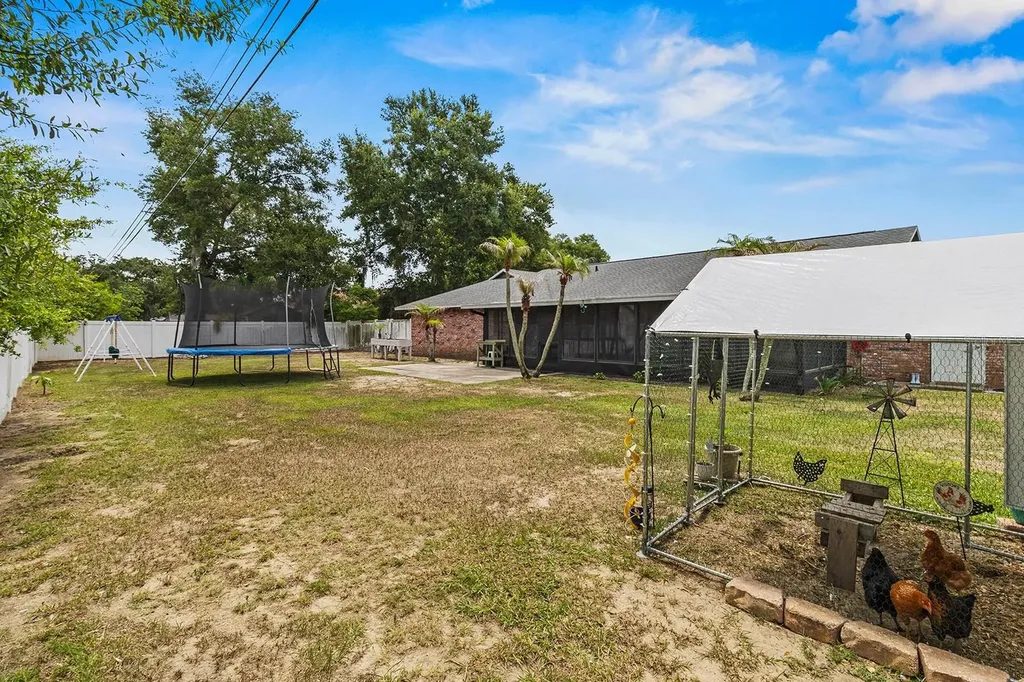 2018 High Glen Court N. Lakeland FL 33813